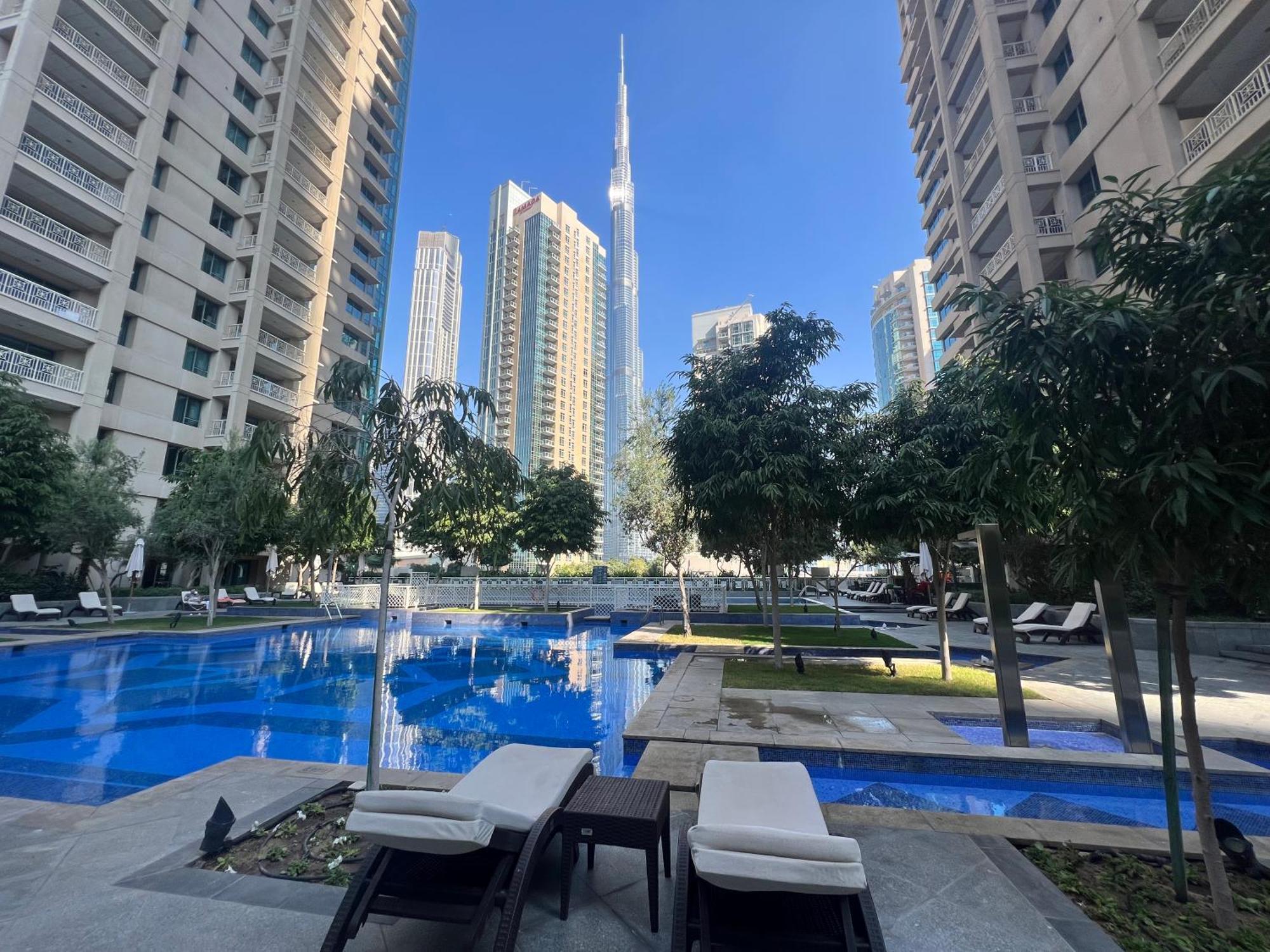 Prestige Living 2Br With Full Burj Khalifa And Fountain View By Auberge Dubai Exteriör bild